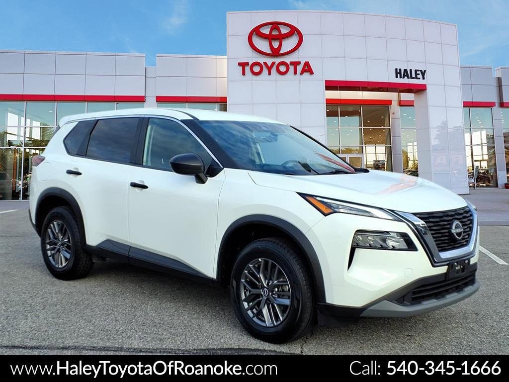 Used 2023 Nissan Rogue S SUV