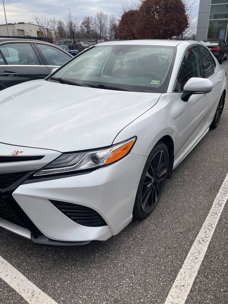 2020 Toyota Camry XSE photo 2