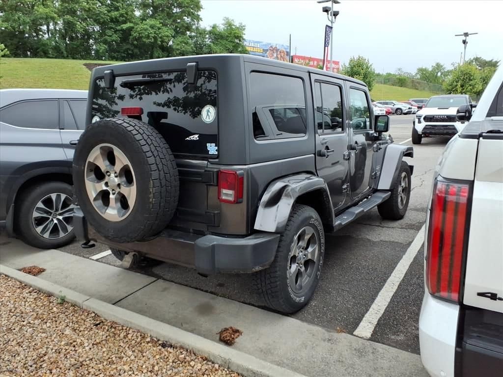 Used 2017 Jeep Wrangler Unlimited Sahara SUV
