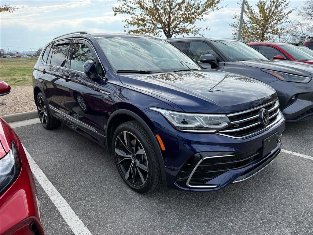 Used 2024 Volkswagen Tiguan SEL R-Line SUV