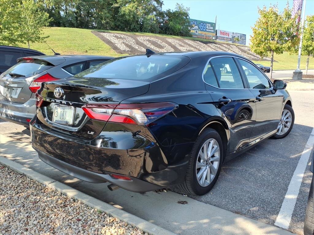 2024 Toyota Camry LE photo 2