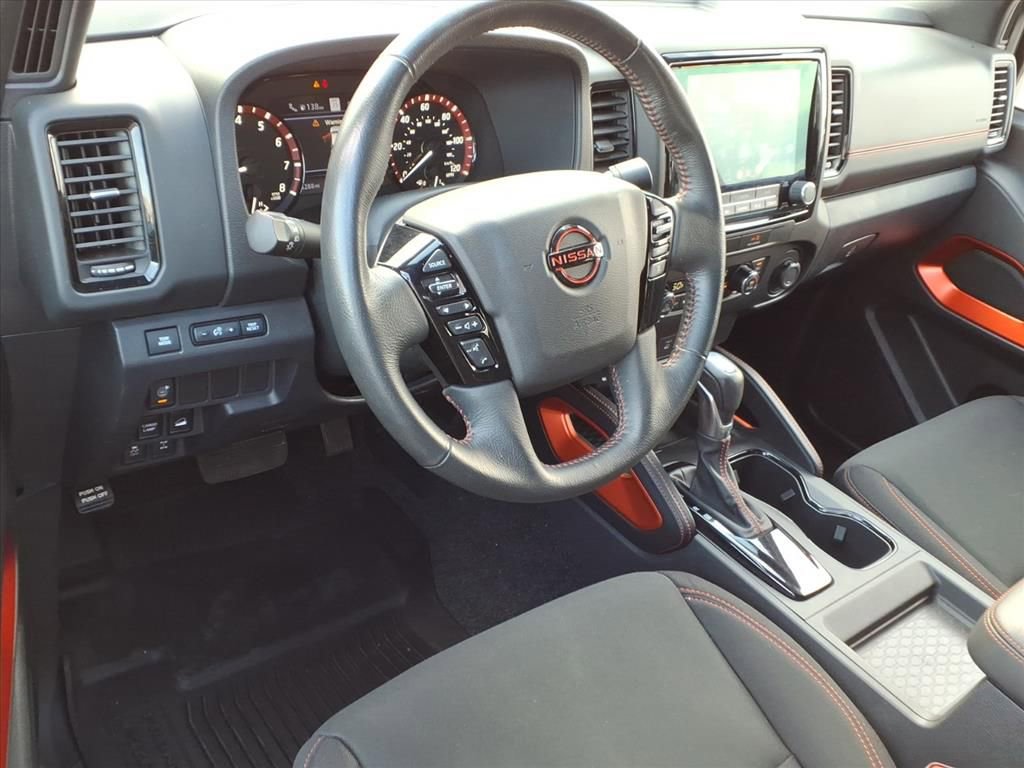 2023 Nissan Frontier PRO-4X - Photo 17
