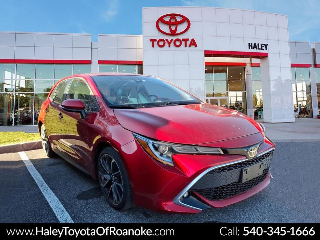 Used 2022 Toyota Corolla Hatchback XSE Hatchback