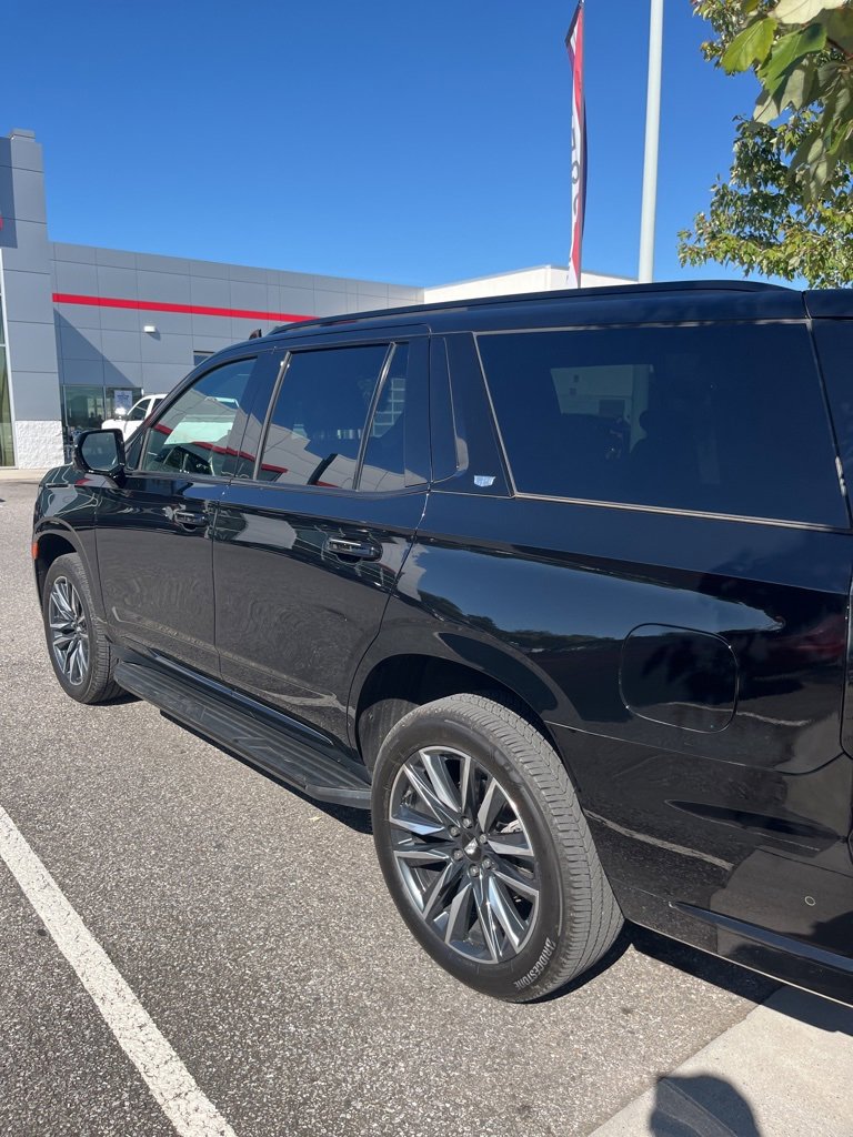 2021 Cadillac Escalade Sport photo 4