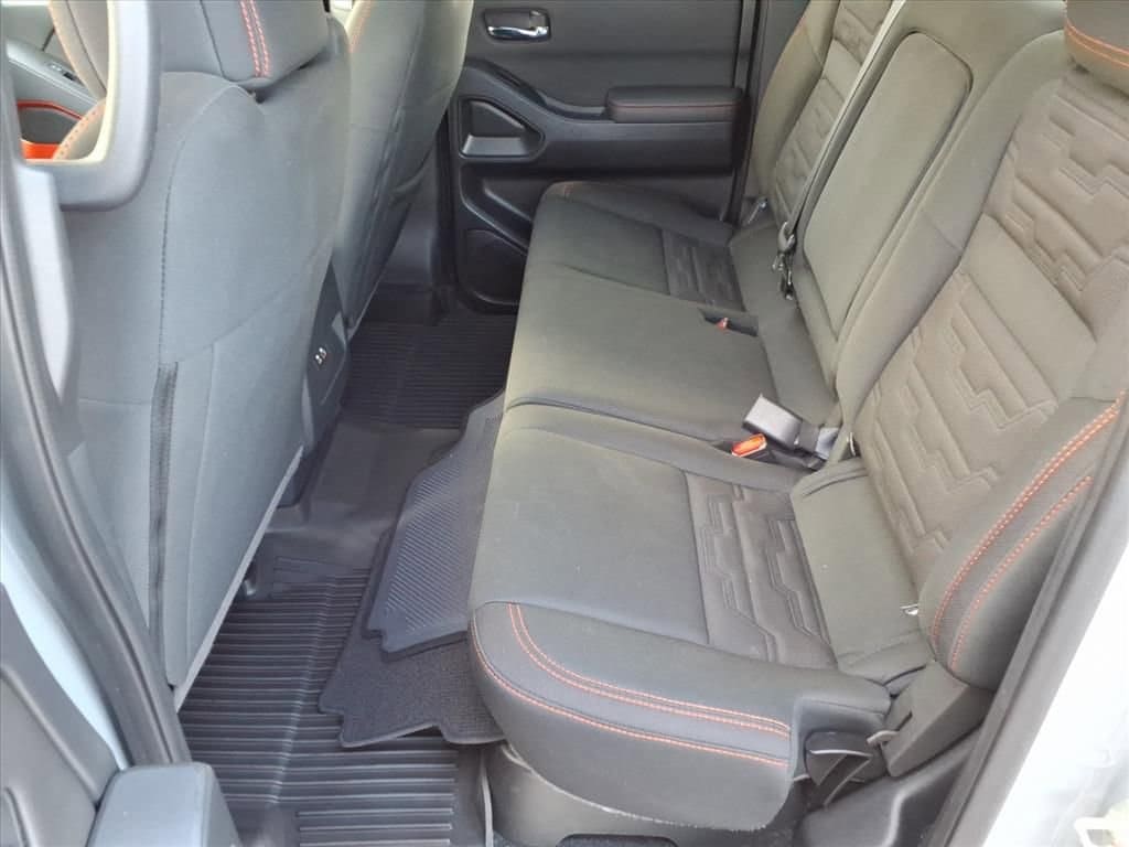 2023 Nissan Frontier PRO-4X - Photo 13