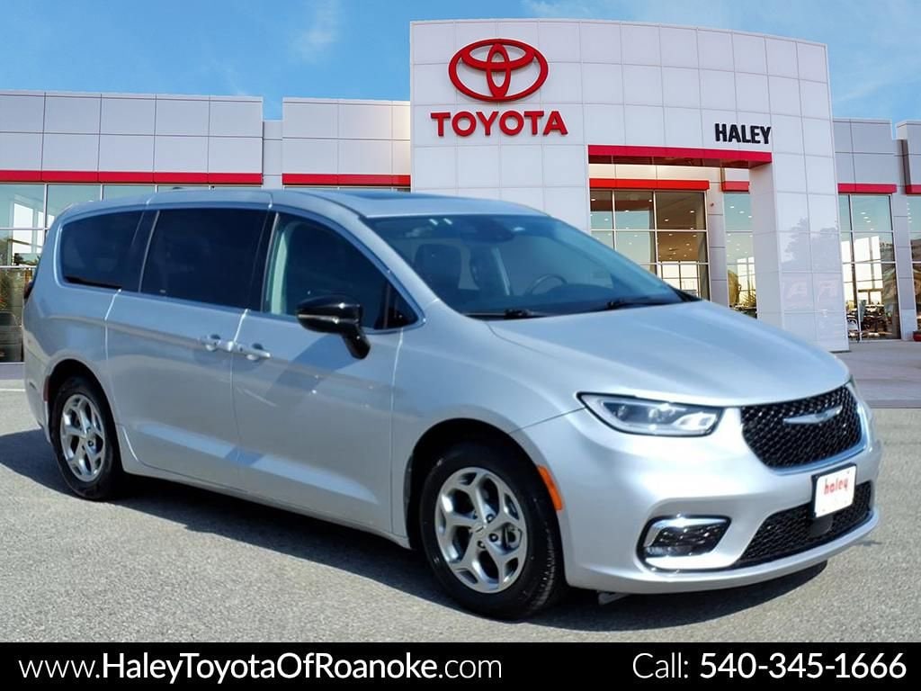 2024 Chrysler Pacifica