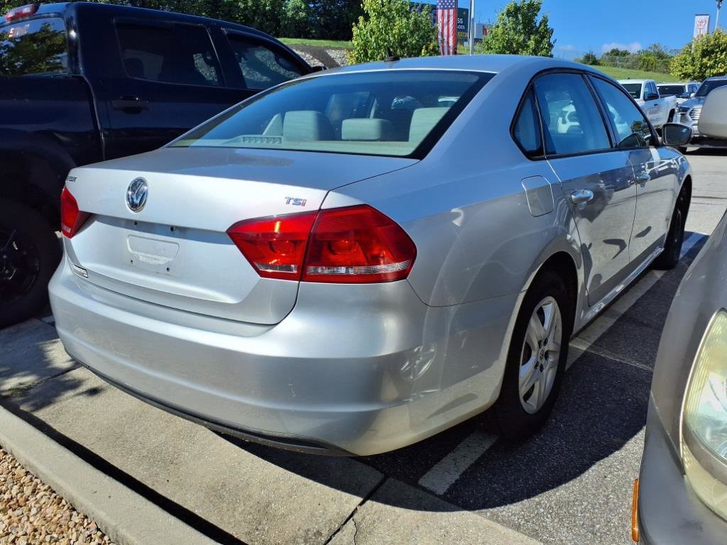 2014 Volkswagen Passat Wolfsburg Ed
