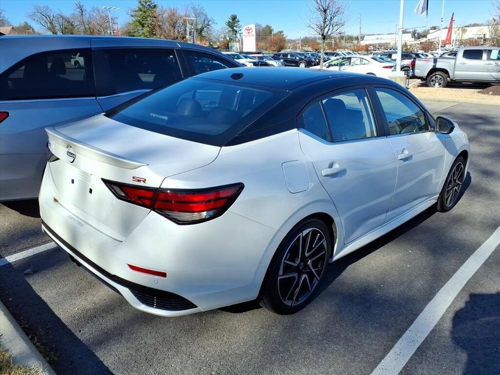 2024 Nissan Sentra SR photo 4