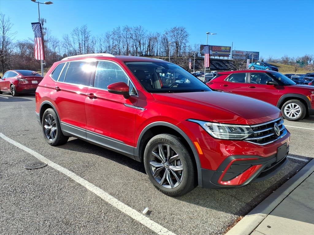 Used 2022 Volkswagen Tiguan SE SUV