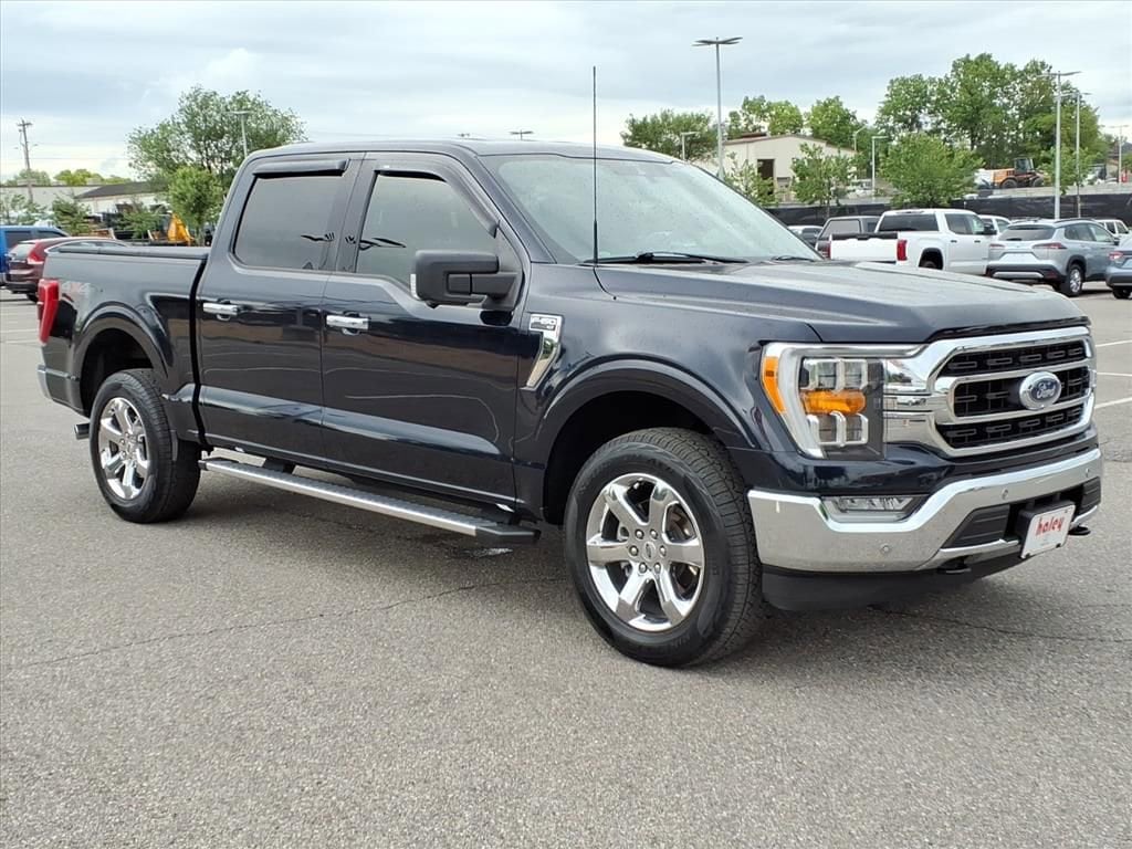 Used 2022 Ford F-150 XLT Truck SuperCrew Cab