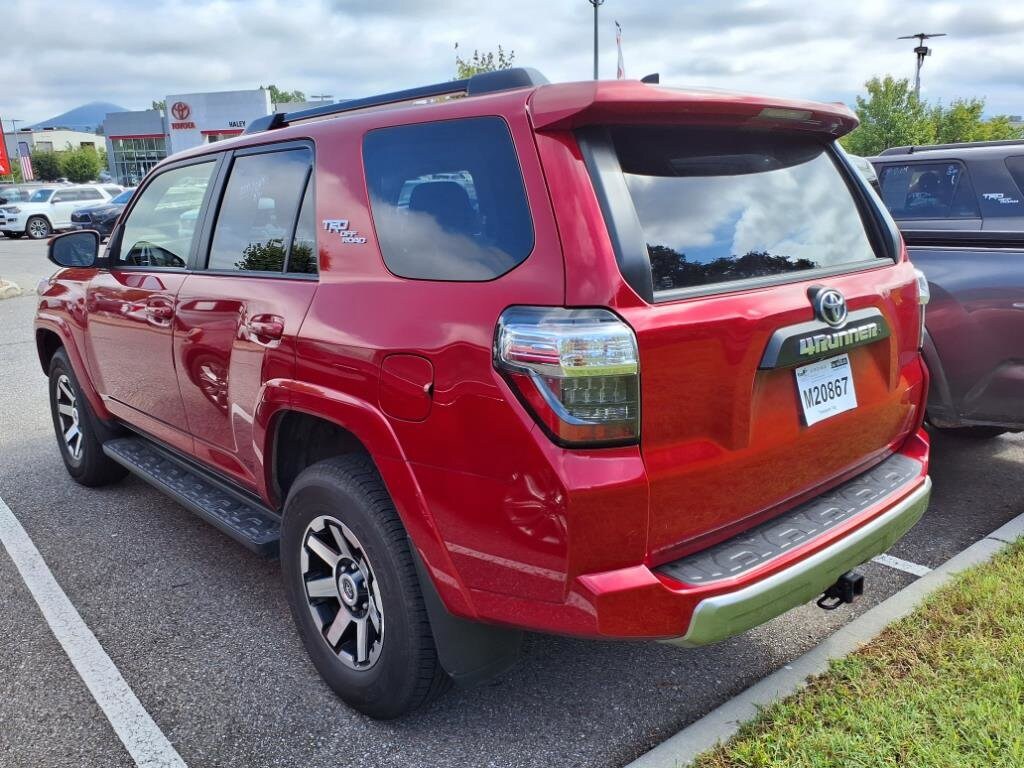 2024 Toyota 4Runner TRD 4WD photo 3