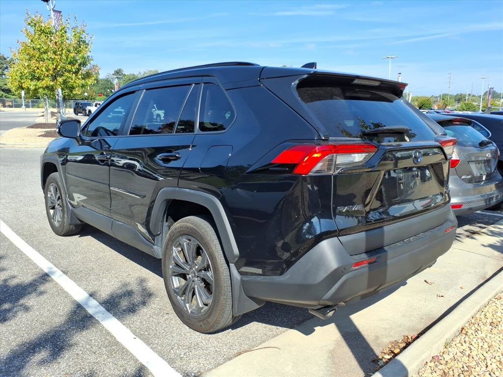 2023 Toyota RAV4 Hybrid XLE Premium photo 2