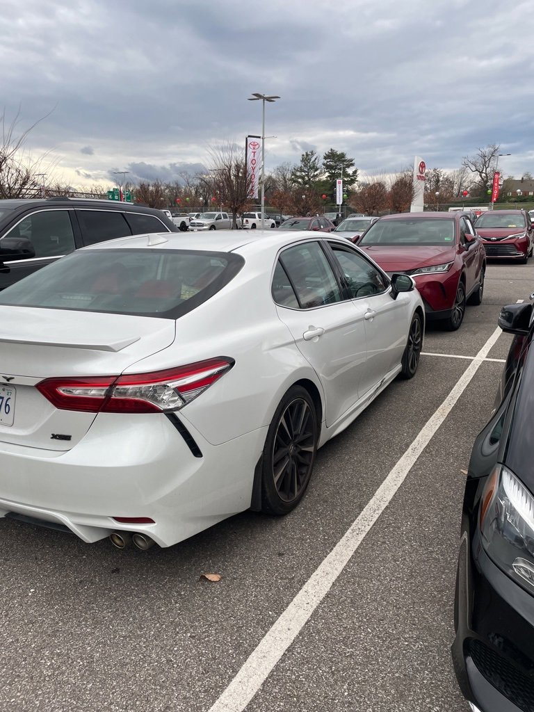 2020 Toyota Camry XSE photo 3