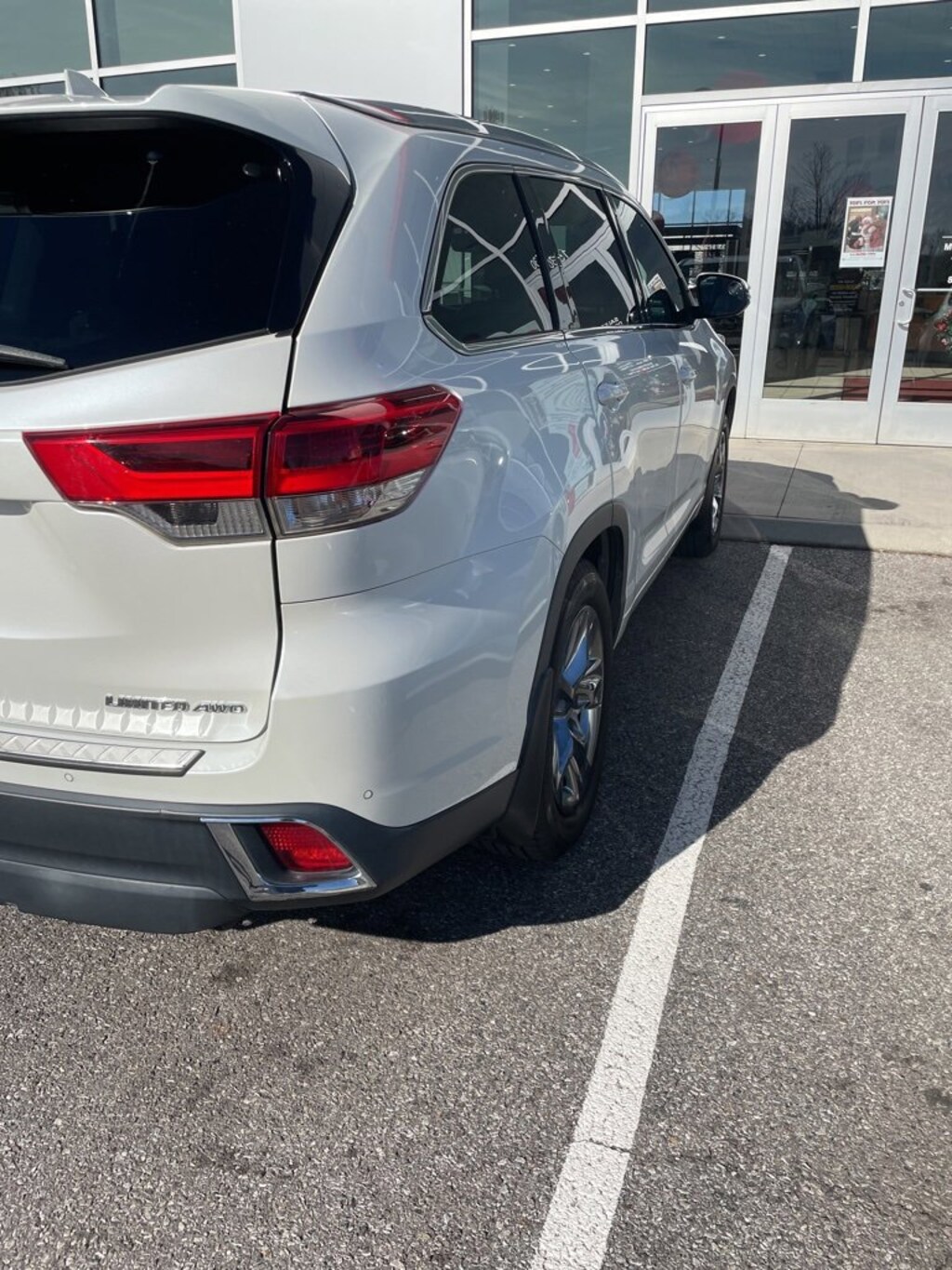 Used 2019 Toyota Highlander Limited Platinum SUV