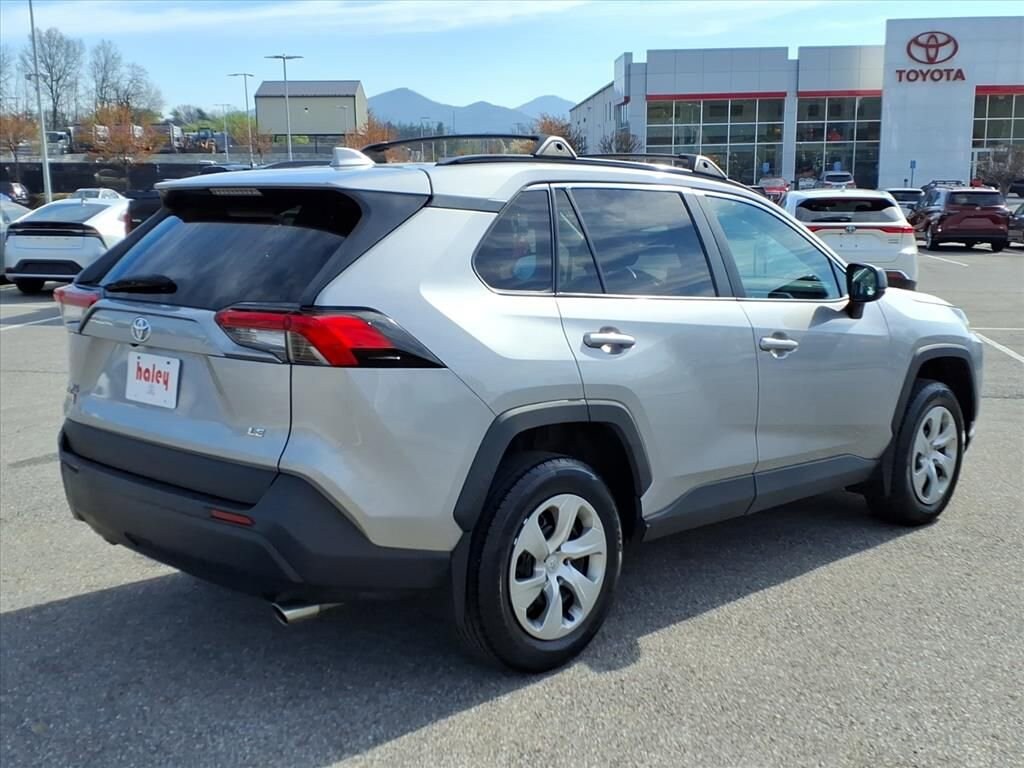 Used 2021 Toyota RAV4 LE SUV