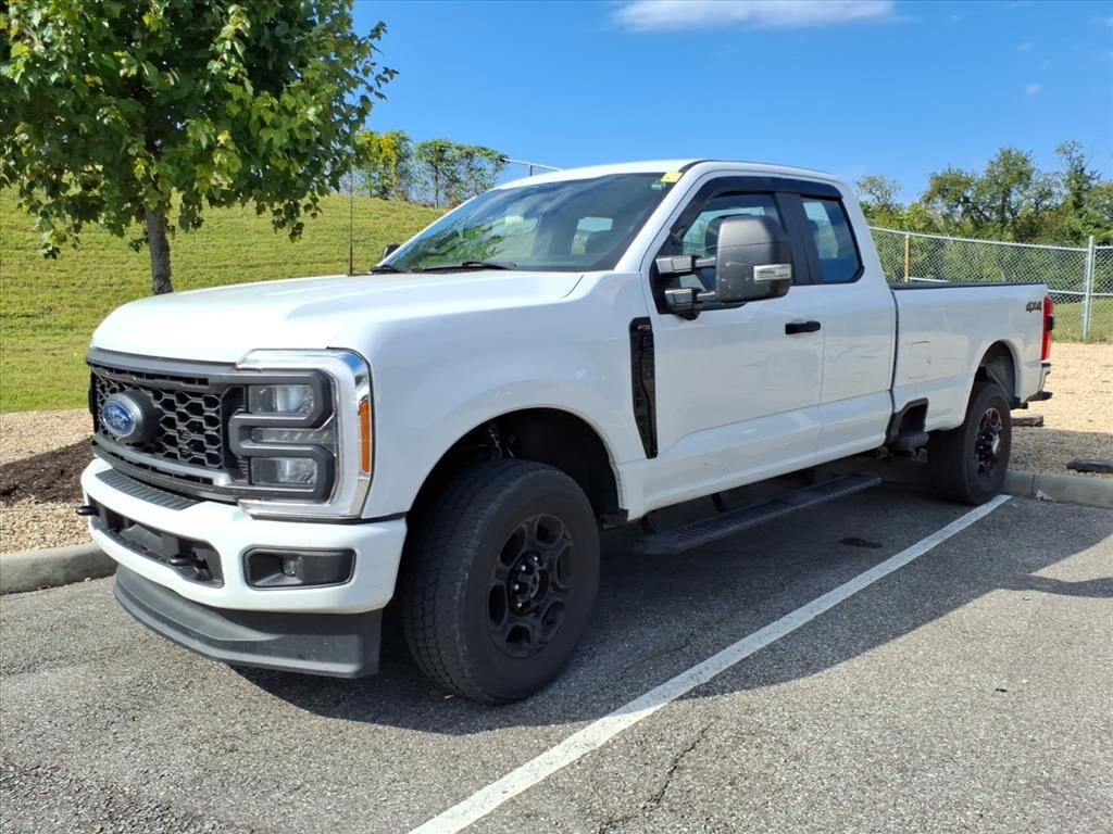 2023 Ford F-250 XL photo 4