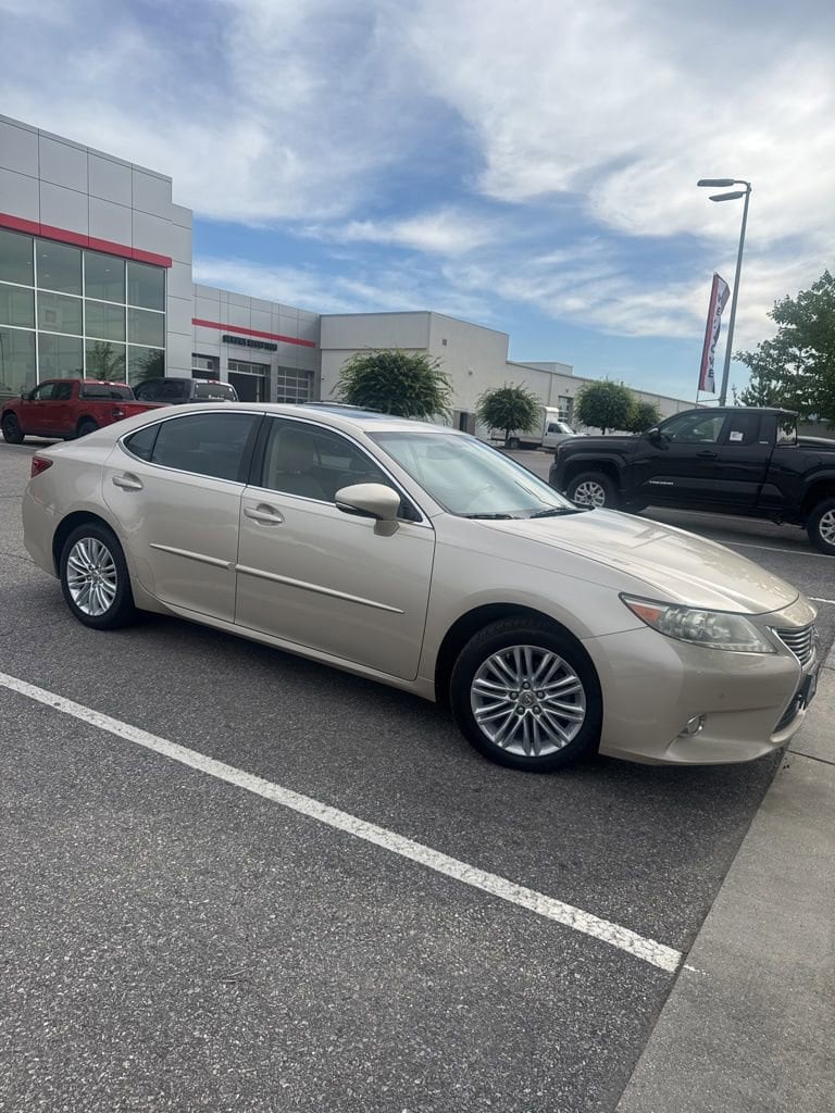 2013 Lexus ES 350 350's photo