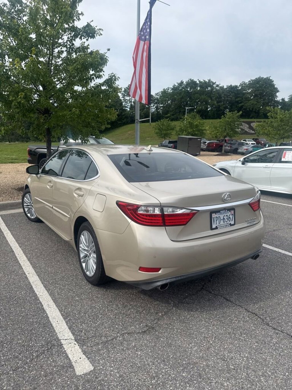 Used 2013 Lexus ES 350 4dr Sdn Sedan