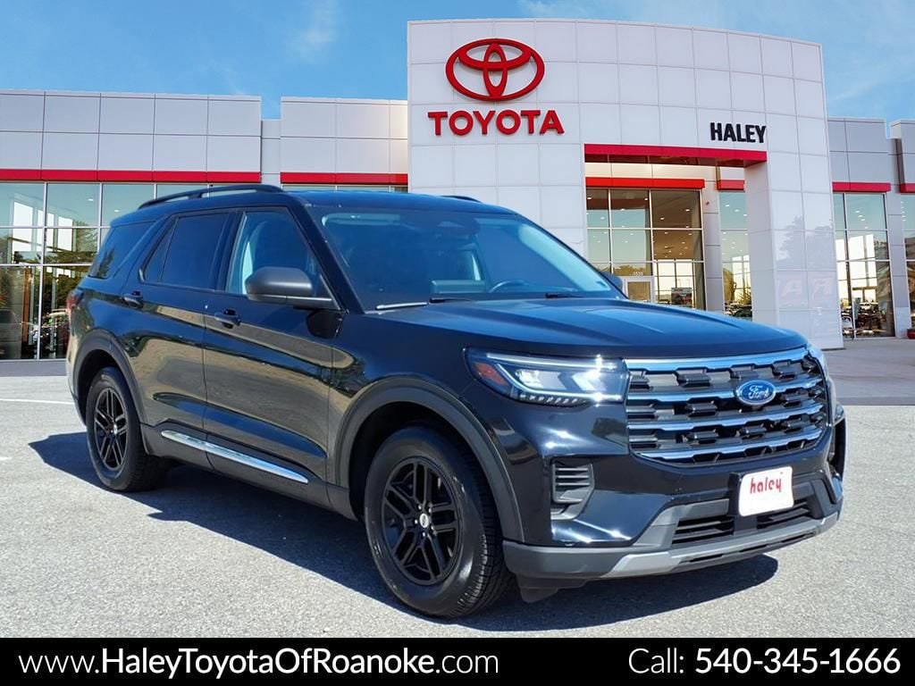 2025 Ford Explorer