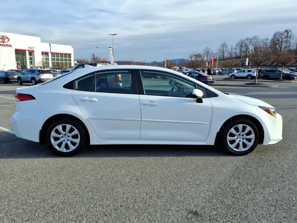 Certified 2024 Toyota Corolla LE Sedan