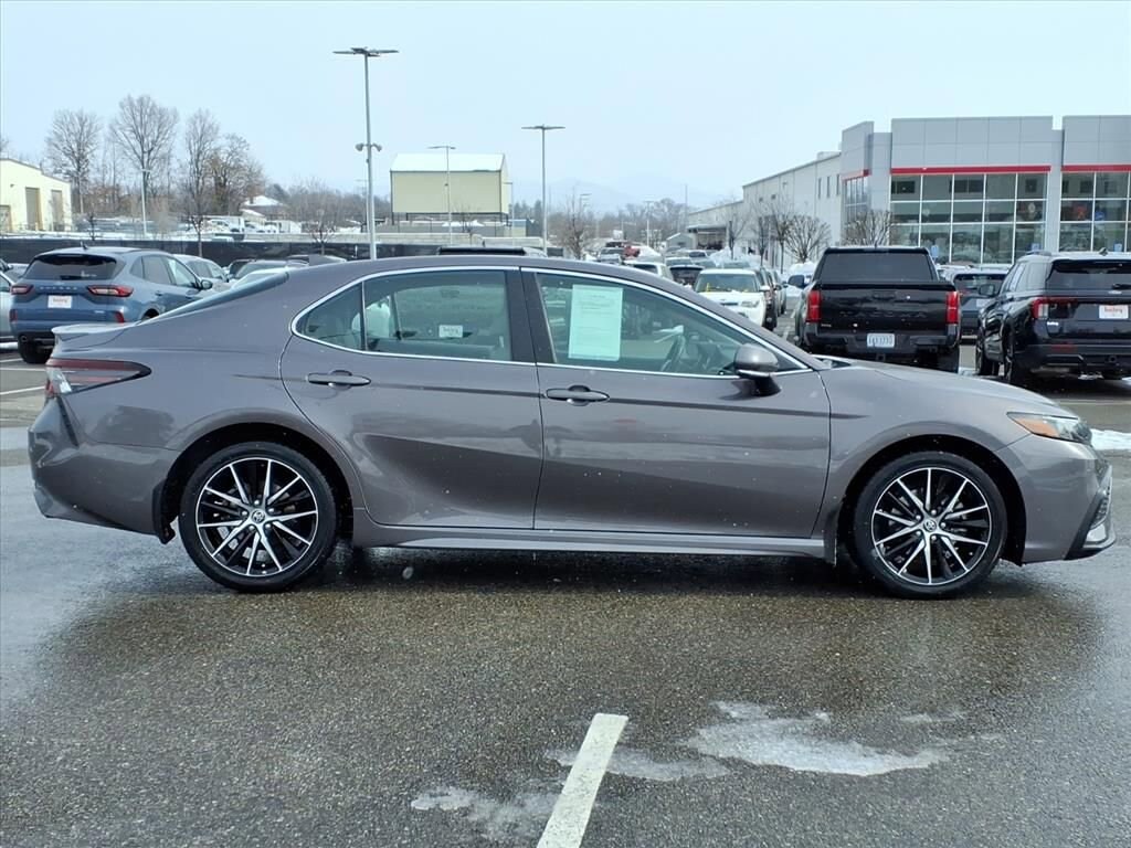 Certified 2022 Toyota Camry SE Sedan