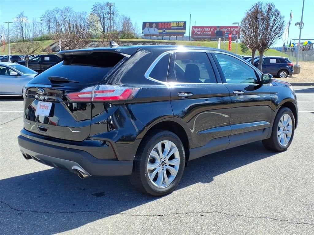 Used 2024 Ford Edge Titanium SUV