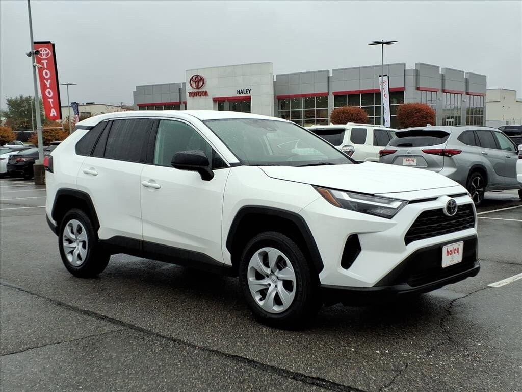 Used 2024 Toyota RAV4 LE SUV