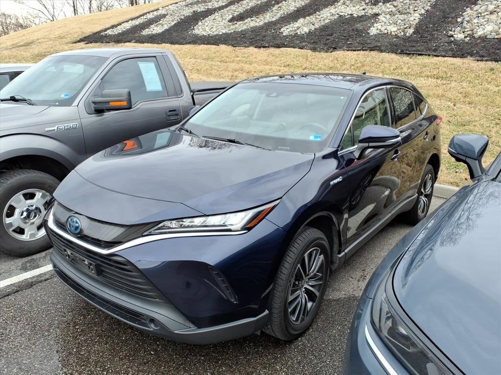 Used 2021 Toyota Venza LE SUV