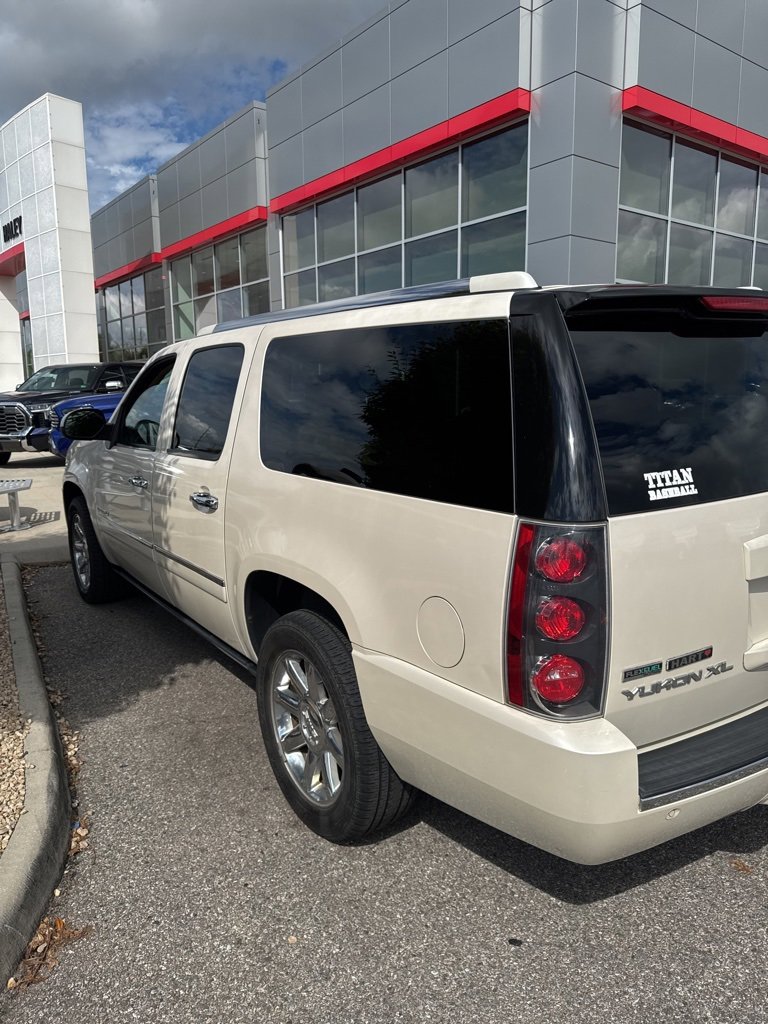2012 Gmc Yukon XL Denali photo 4