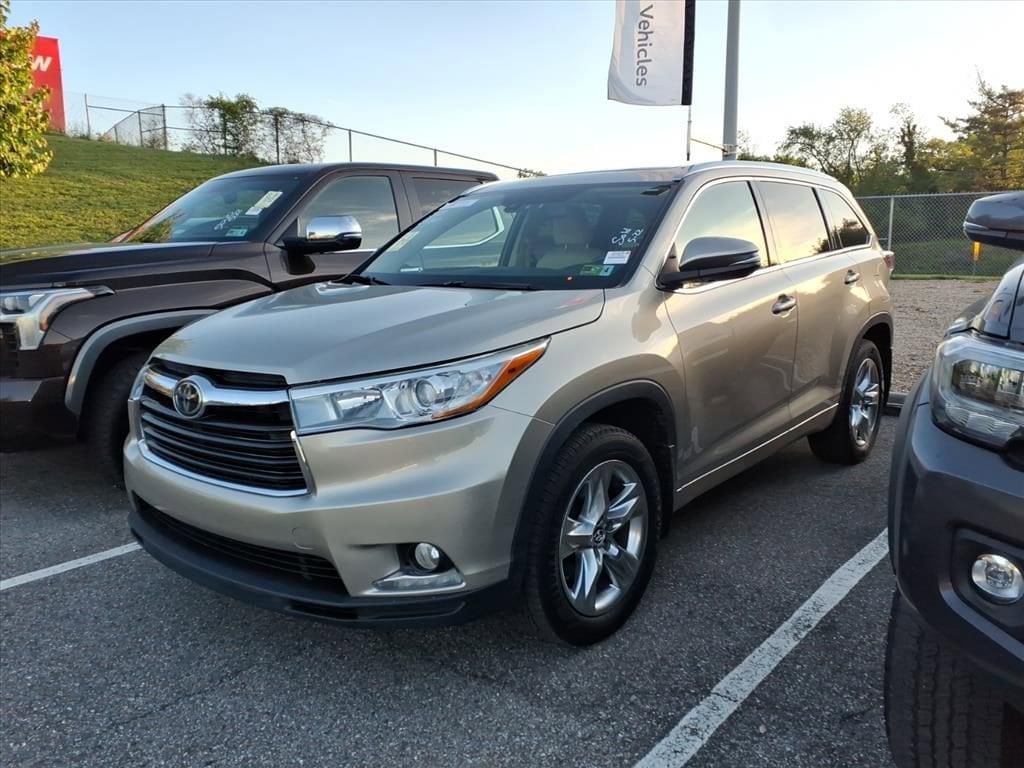 Used 2016 Toyota Highlander Limited Platinum SUV
