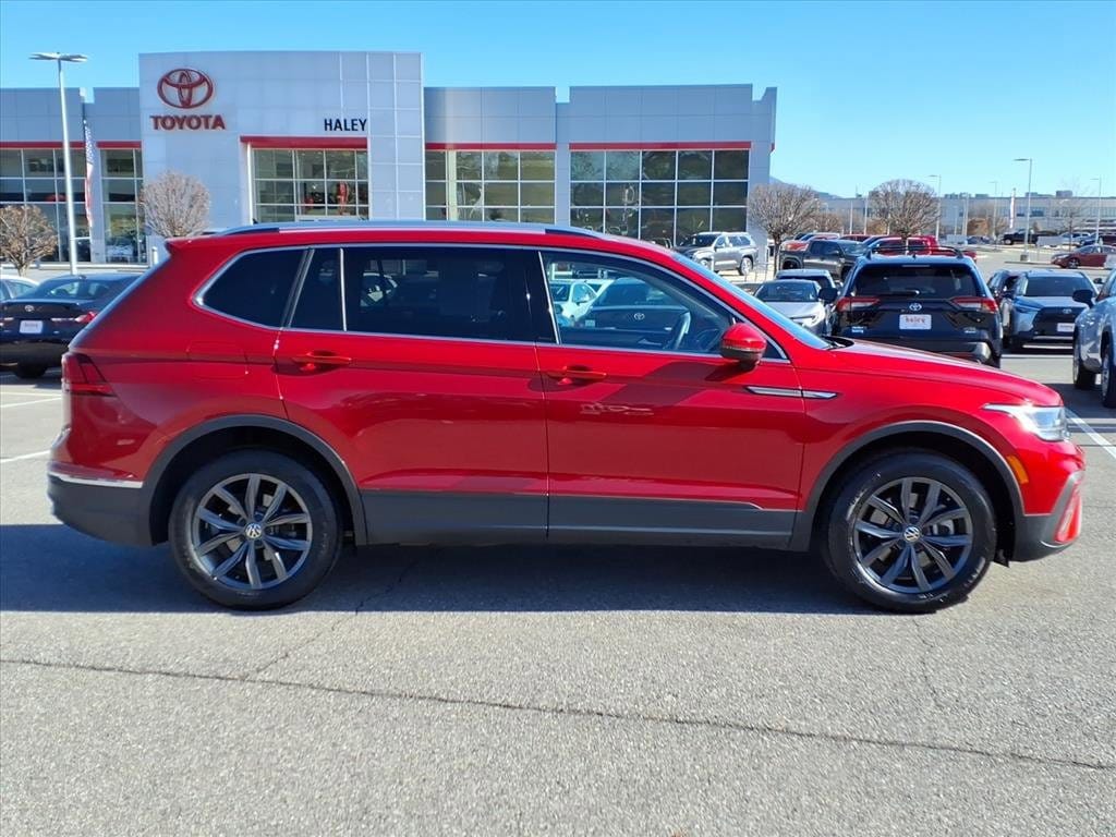 Used 2022 Volkswagen Tiguan SE SUV