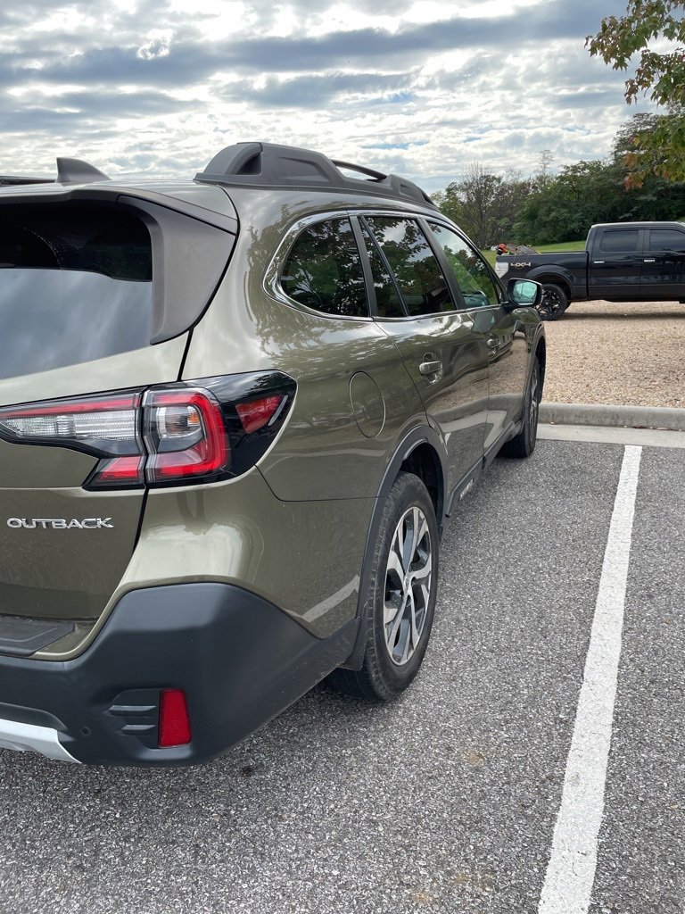 2022 Subaru Outback Limited photo 3