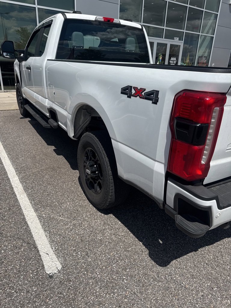 2023 Ford F-250 XL photo 3