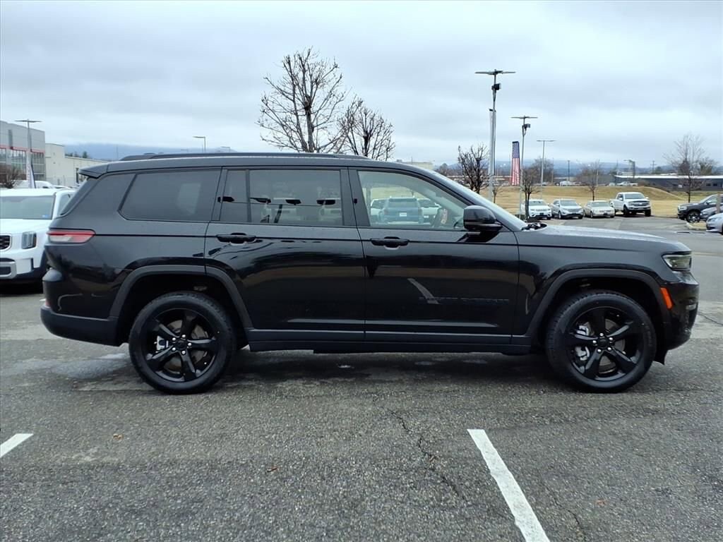 Used 2022 Jeep Grand Cherokee L Limited SUV