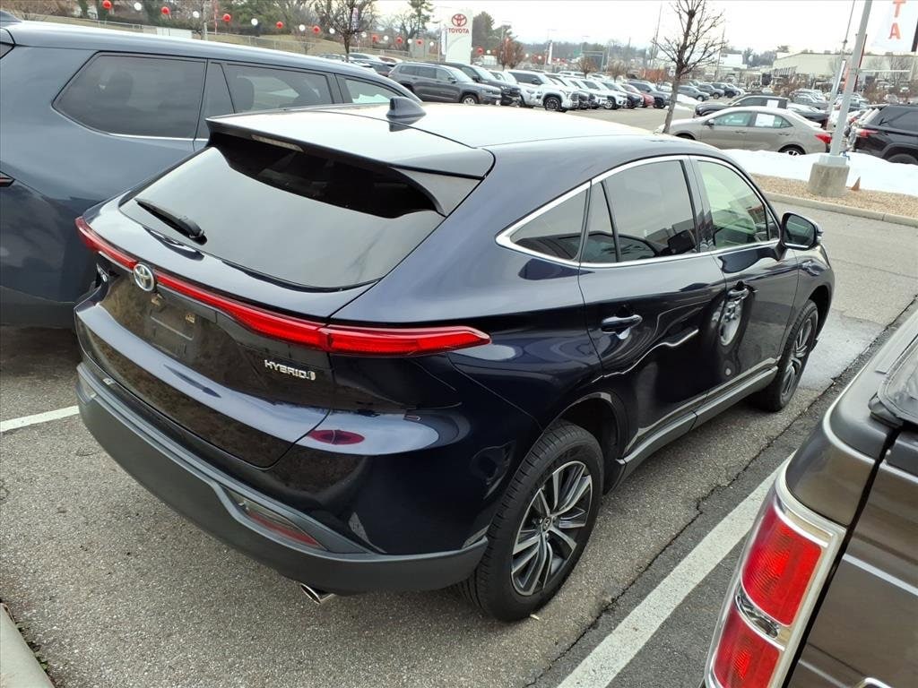 Used 2021 Toyota Venza LE SUV
