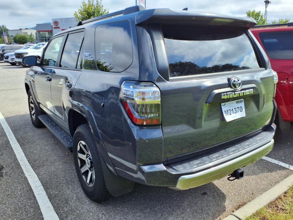 2024 Toyota 4Runner TRD Premium 4WD photo 2