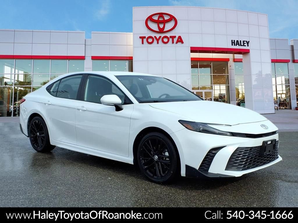 Certified 2025 Toyota Camry SE Sedan