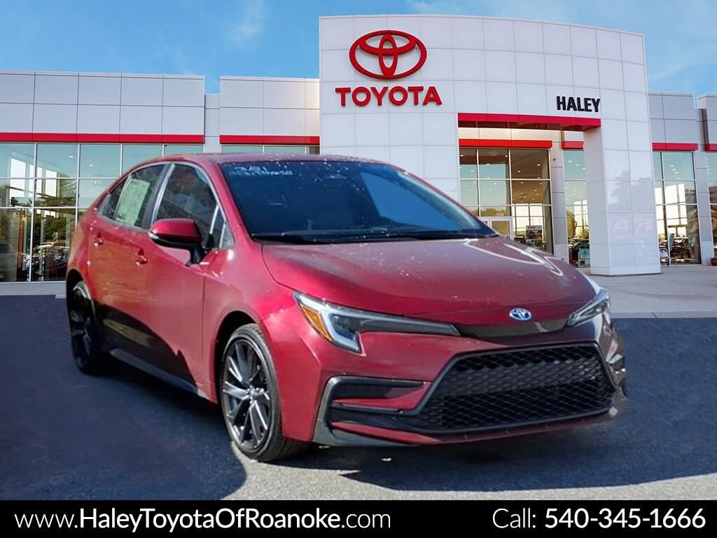 Used 2025 Toyota Corolla Hybrid LE Sedan