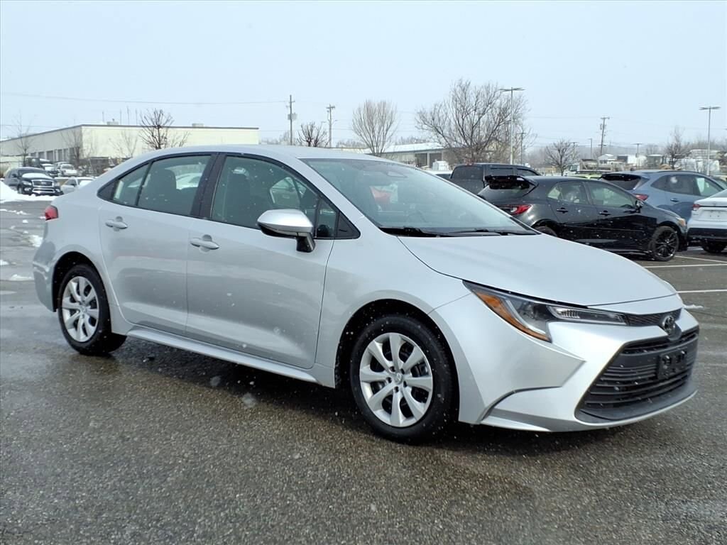 Certified 2025 Toyota Corolla LE Sedan