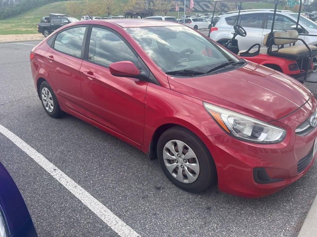Used 2016 Hyundai Accent SE Sedan
