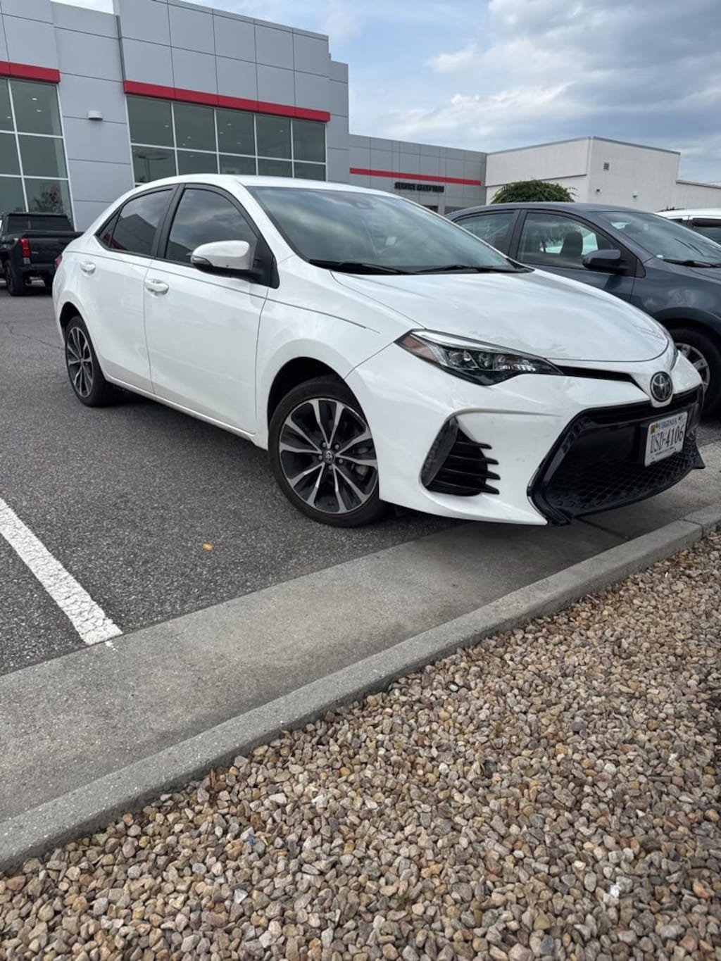 Used 2019 Toyota Corolla SE Sedan
