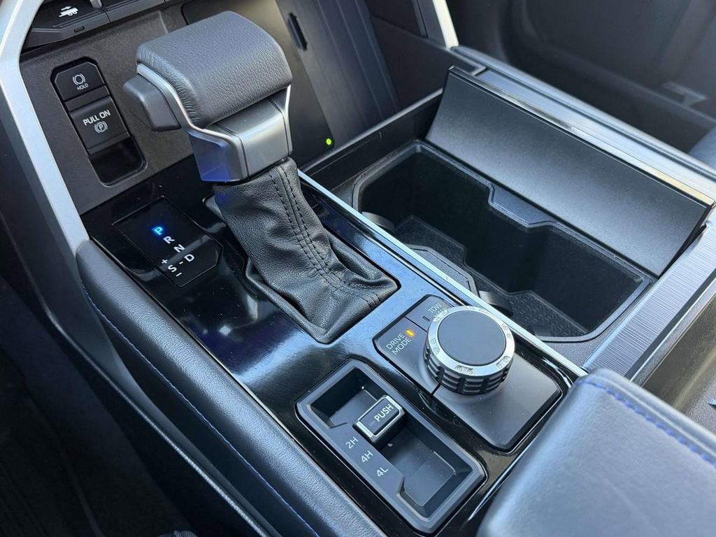 2025 Toyota Tundra Platinum - Photo 6