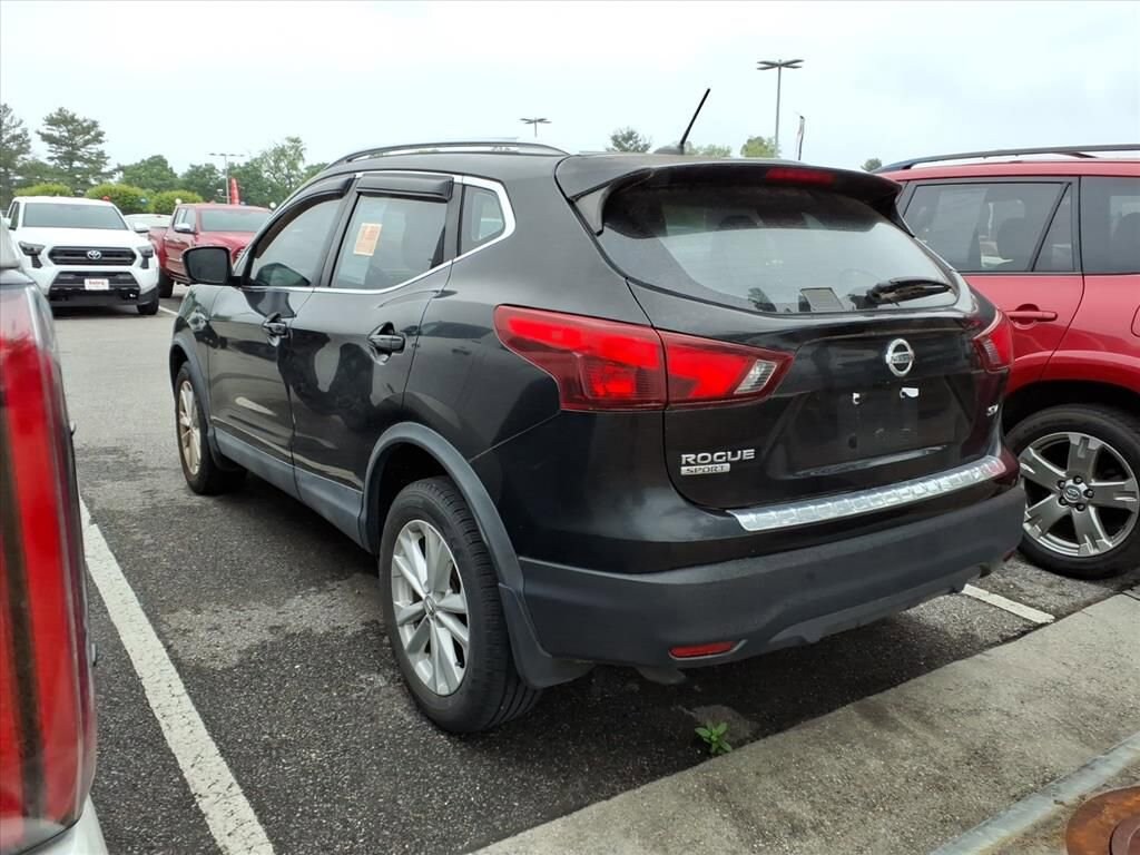 Used 2018 Nissan Rogue Sport SV SUV