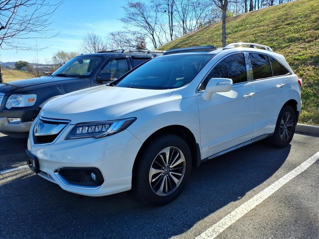 2017 Acura RDX Advance photo 2