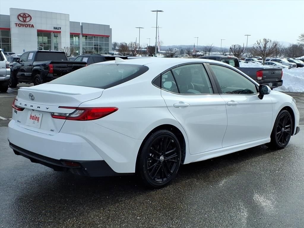 Certified 2025 Toyota Camry SE Sedan
