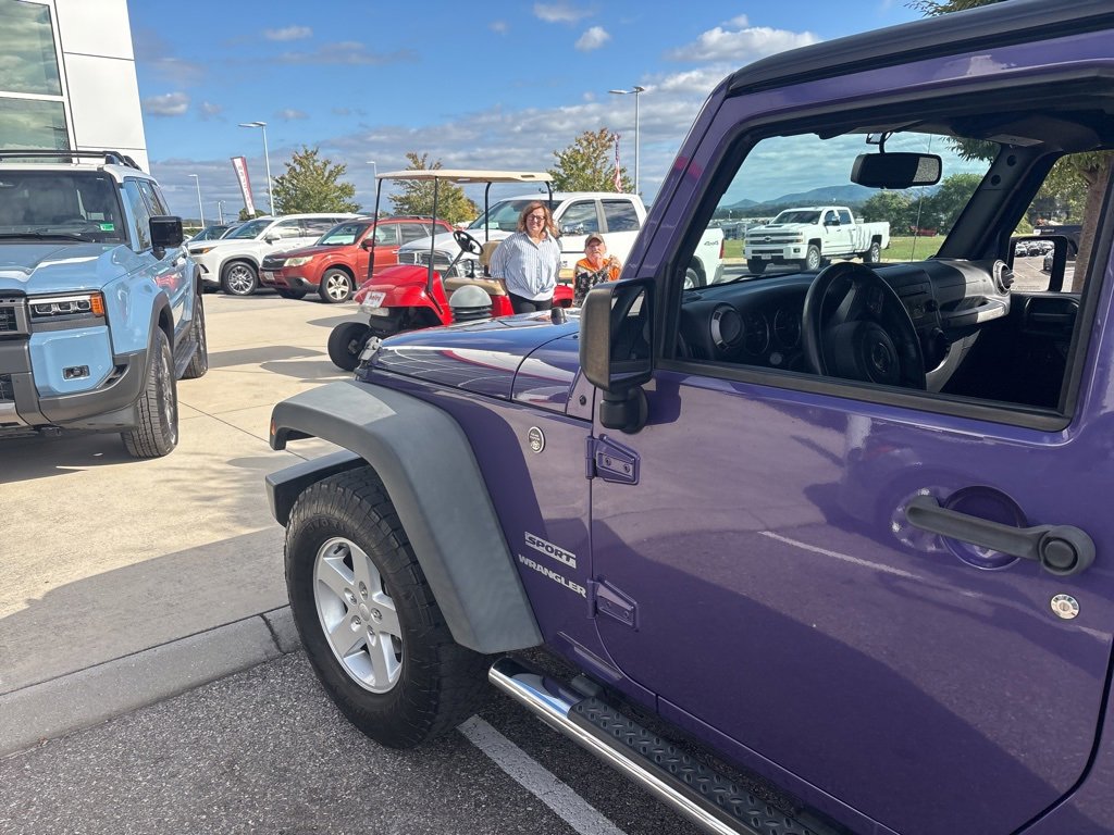 2017 Jeep Wrangler Sport photo 3