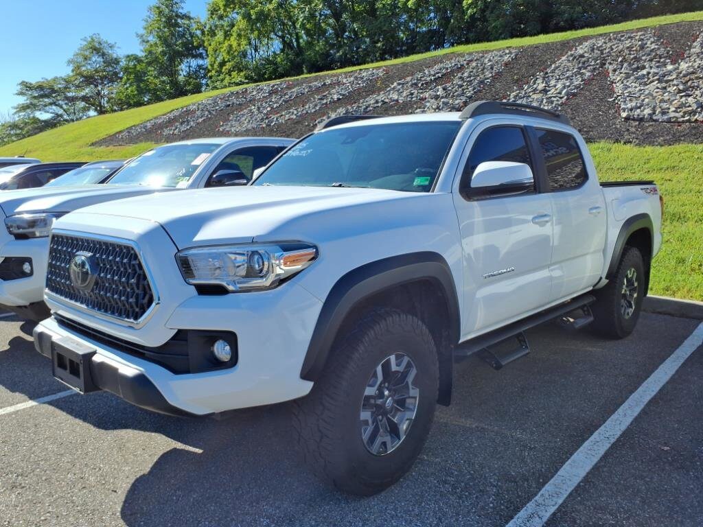 2018 Toyota Tacoma TRD 4x4 photo 4