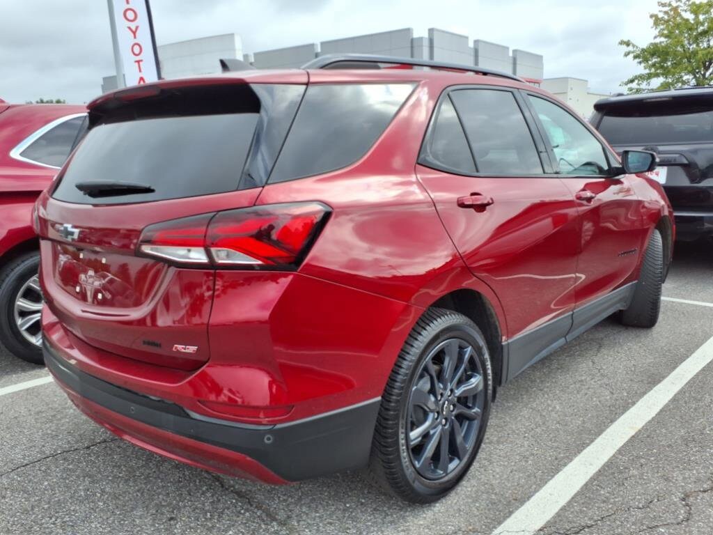 2024 Chevrolet Equinox RS photo 2