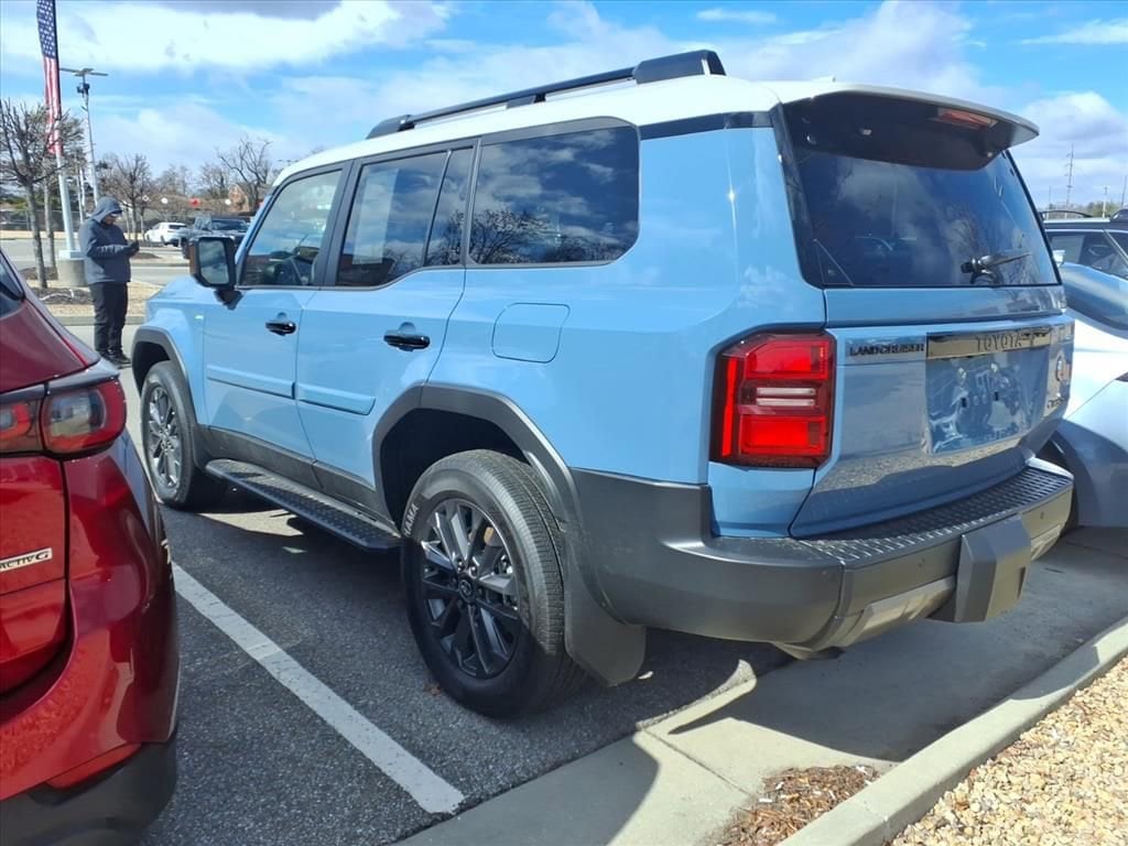 Used 2025 Toyota Land Cruiser SUV