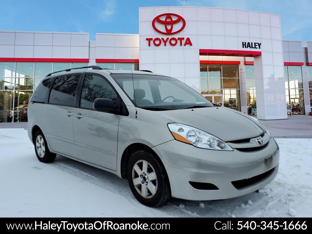 Used 2008 Toyota Sienna LE Van